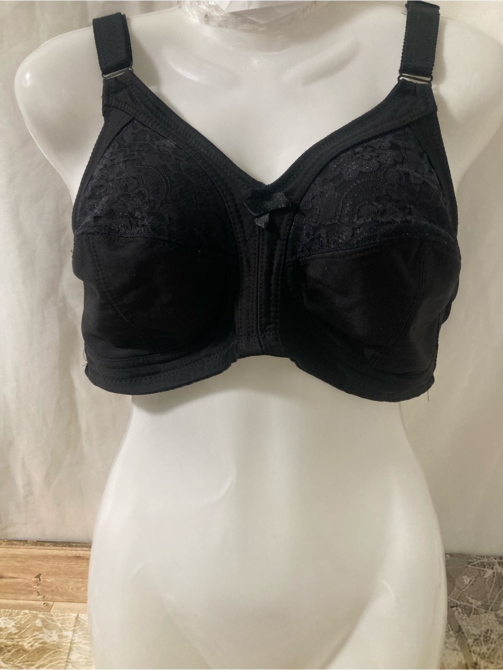 Capri Meaningful Wireless Full Coverage Bra 50B 115B Soft Cup Lace 3 colors